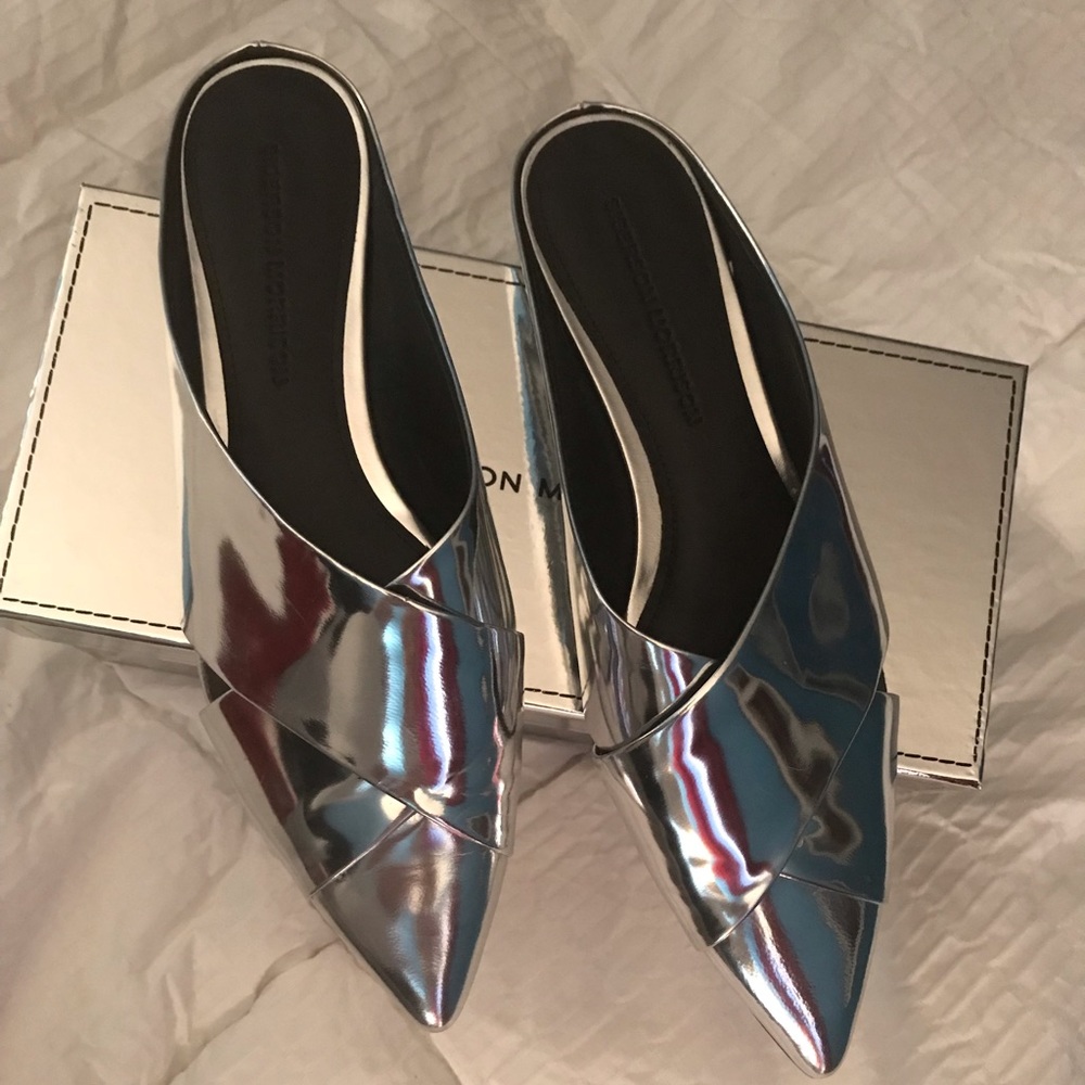 Sigerson  morrison Sheldon Crossover silver sz 8